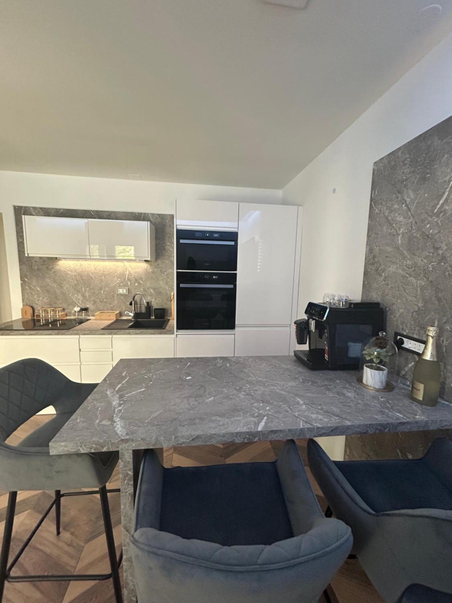 Delfa Luxe Apartament