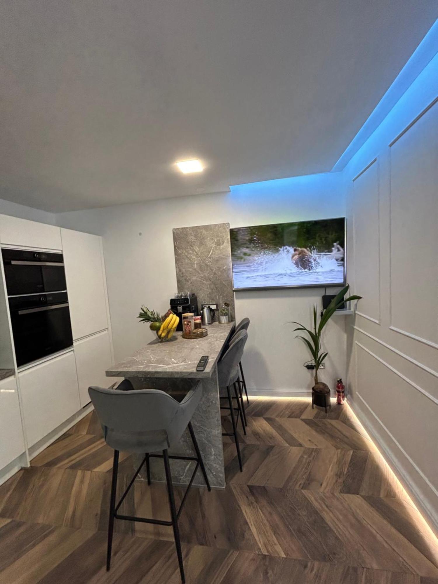 Delfa Luxe Apartament *