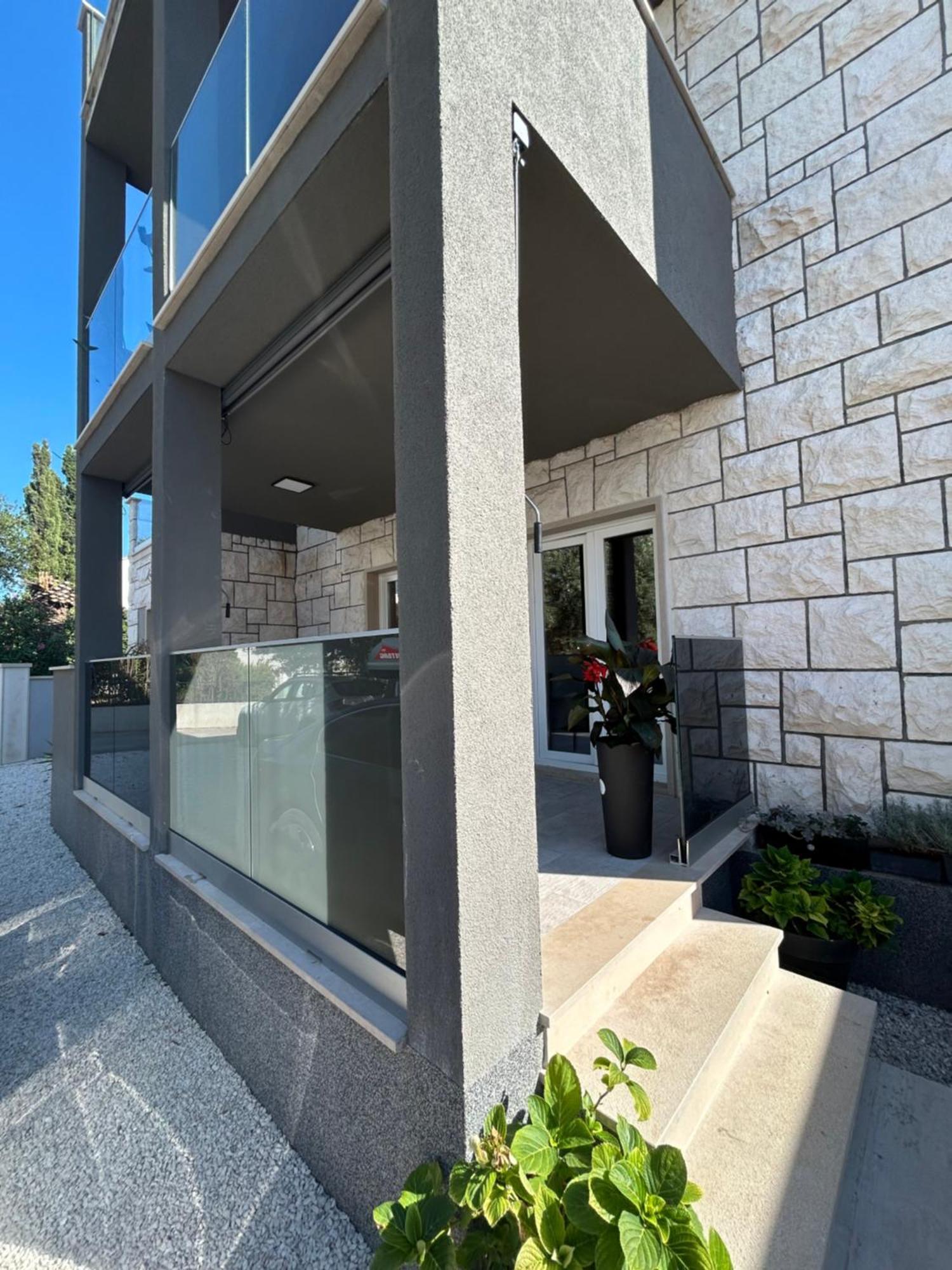 Delfa Luxe Apartament Supetar